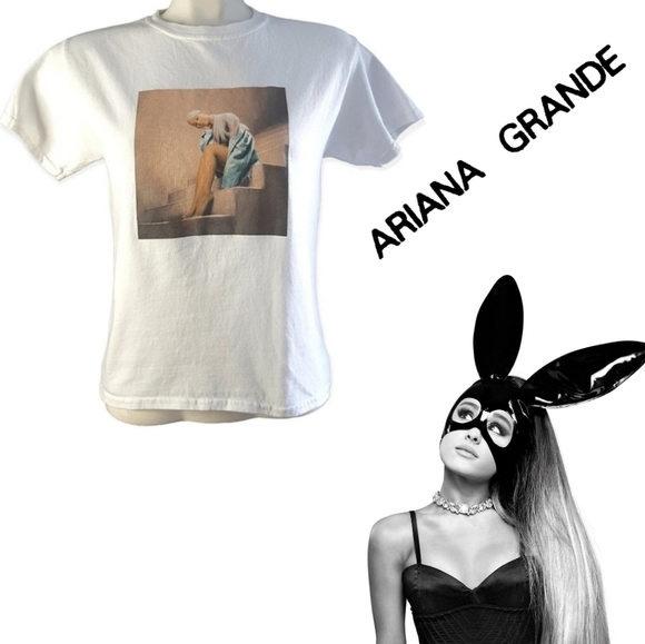 Ariana Grande official merchandise rare pose size medium logo - Picture 10 of 10